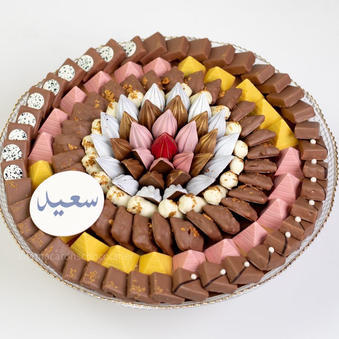 Le macarons chocolatier - Wedding Chocolate Tray (25)