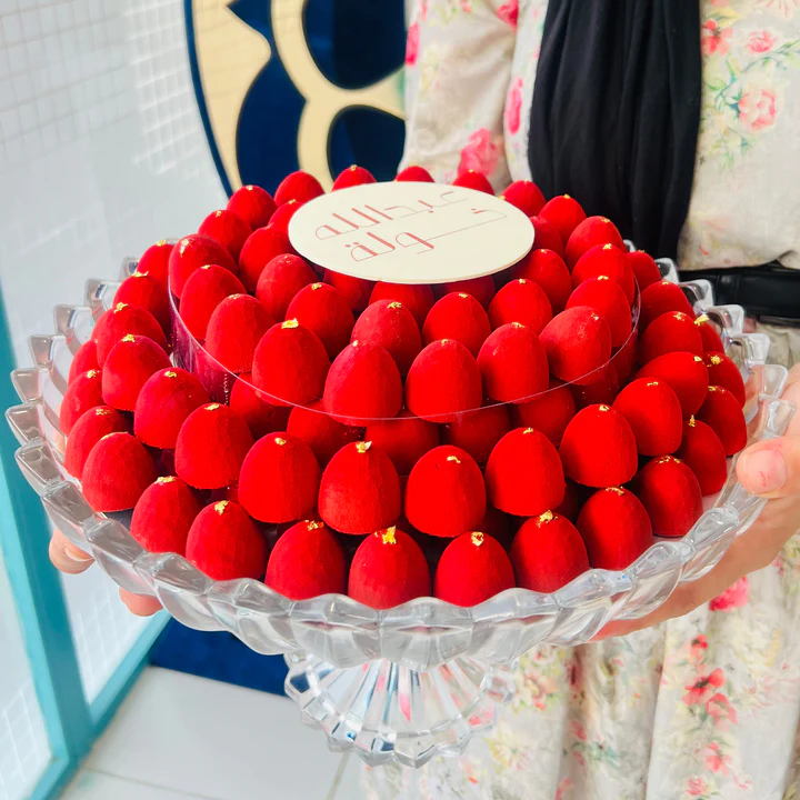 Le macarons chocolatier -Red Velvet Chocolate Tray (64)